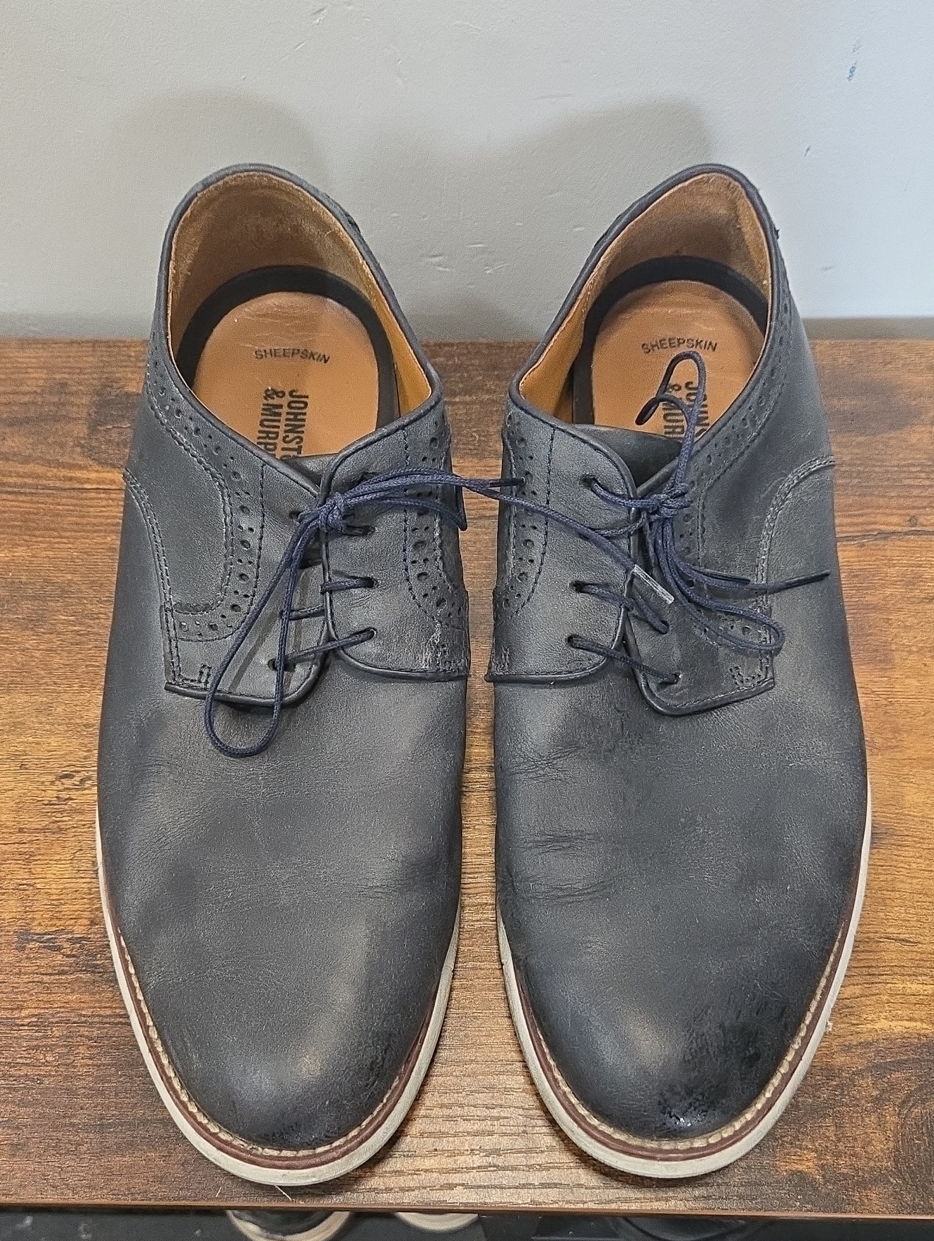 Johnston & Murphy Sheepskin Black And Tan Leather Derby Shoes